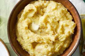 Slow-Cooker Garlic Mashed Potatoes
