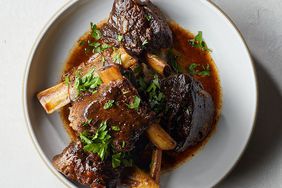 Slow-Cooker Balsamic Short Ribs