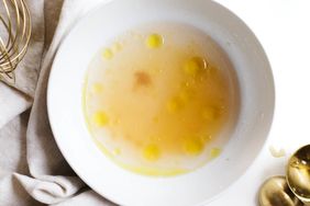 Apple-Cider Vinegar Nourishing Hair Mask