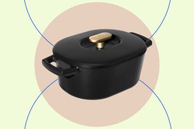 a photo of the Beautiful 6 Quart Enamel Dutch Oven in Black Sesame
