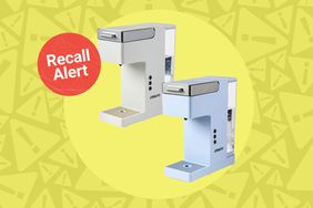 a photo of Aldi's Ambiano Single Serve Coffee Maker with the "recall alert" badge