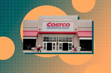 a photo of the Costco storefront 