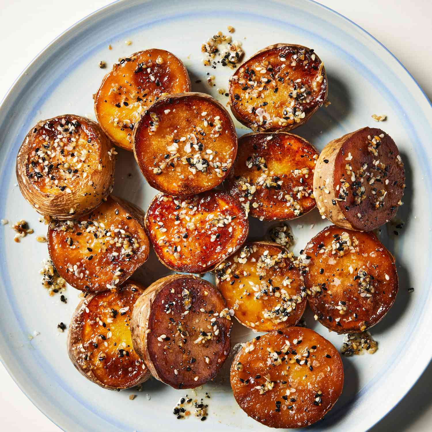 a recipe photo of the Everything But the Bagel Melting Potatoes