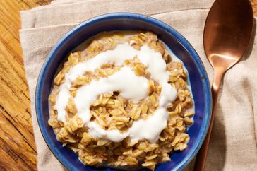 an image of the Cinnamon Roll Oatmeal