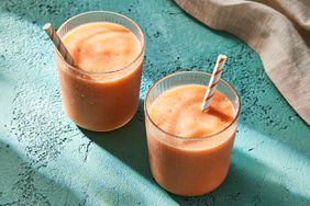 a recipe photo of the Papaya Smoothie
