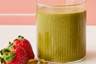 a recipe photo of the Anti-Inflammatory Strawberry Passion Fruit Green Smoothie