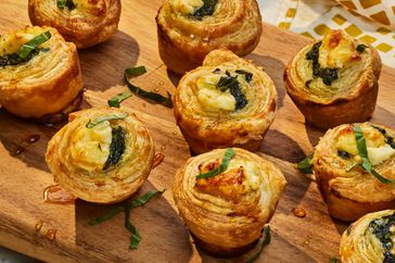 a recipe photo of the Spinach & Feta Puff Pastry Rolls