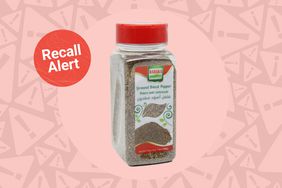 a photo of the ground black pepper being recalled