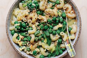 Pea Egg-Drop Macaroni Soup