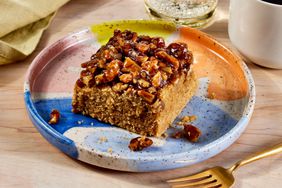 a recipe photo of the Sticky-Bun Baked Oats