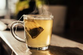 a photo of a cup of tea 
