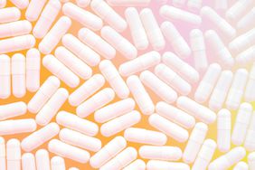 a photo of supplement capsules